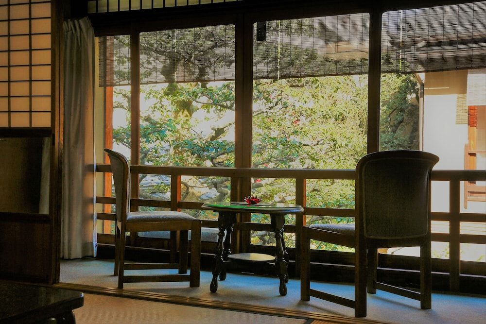 旅館 三賀 京都