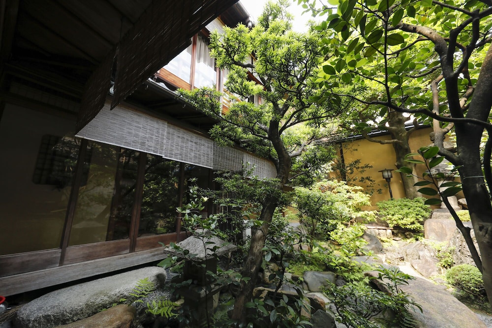 旅館 三賀 京都