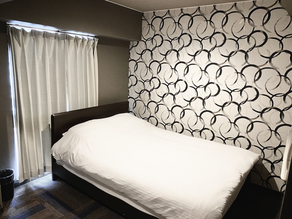 ROOT2 HOSTEL 二条 京都
