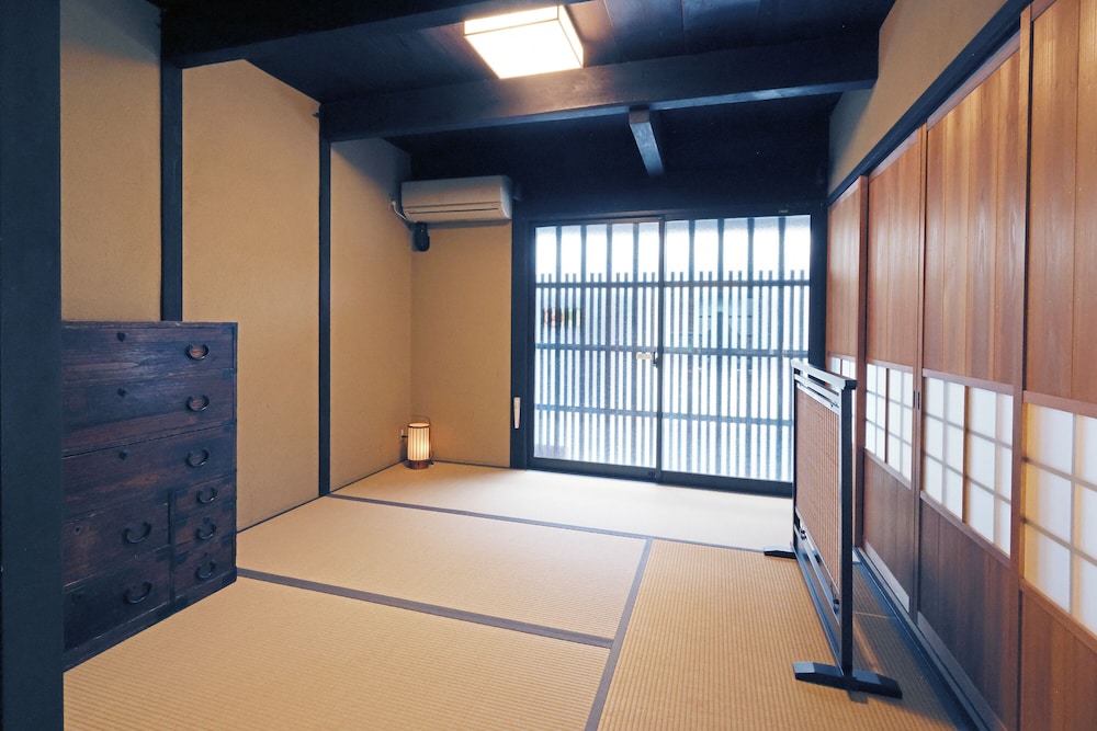 平安宮内裏の宿 京都