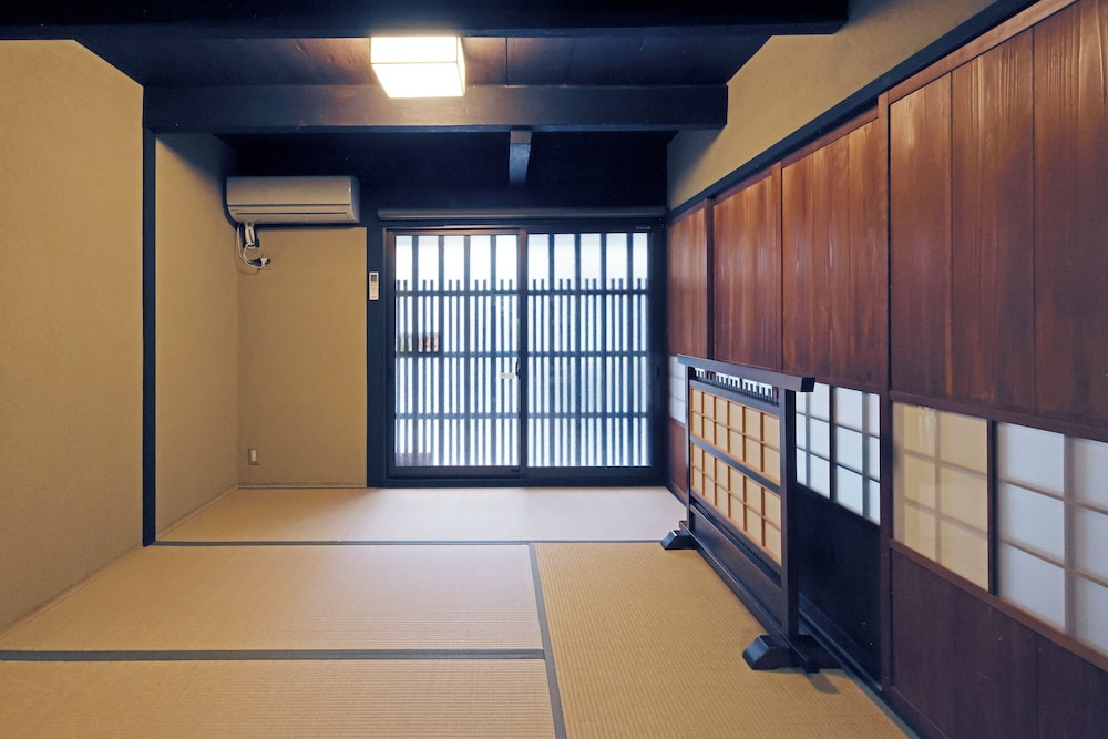 平安宮内裏の宿 京都