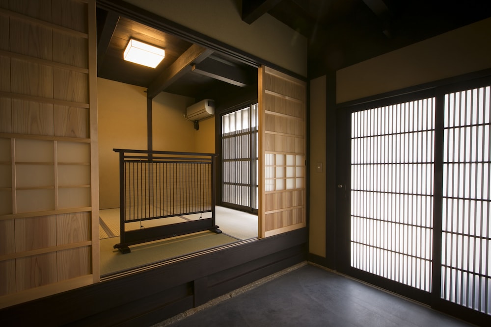 平安宮内裏の宿 京都