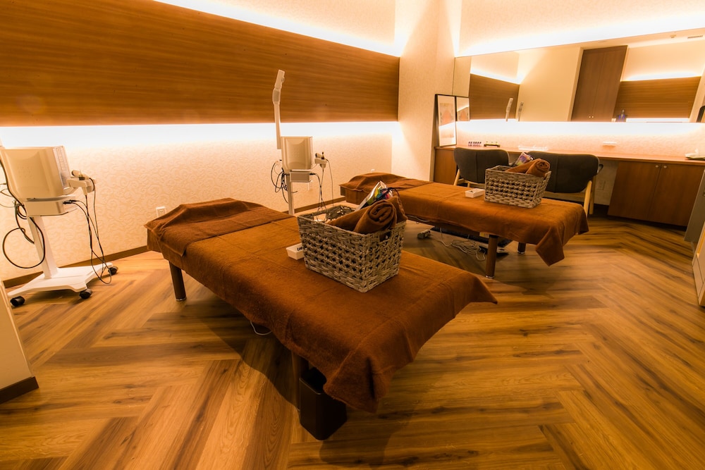 SPA & HOTEL 水春 松井山手 京都