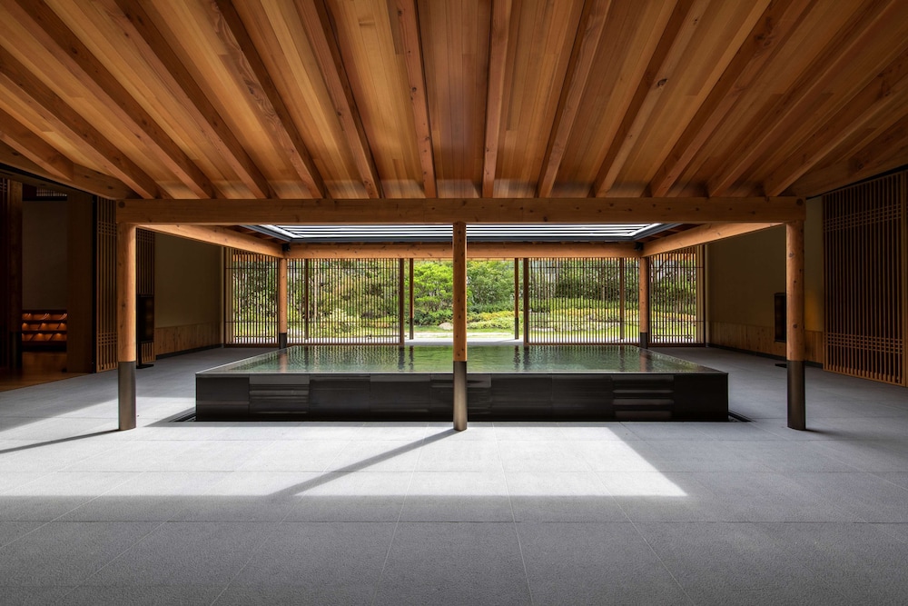 ROKU KYOTO LXR HOTELS & RESORTS 京都