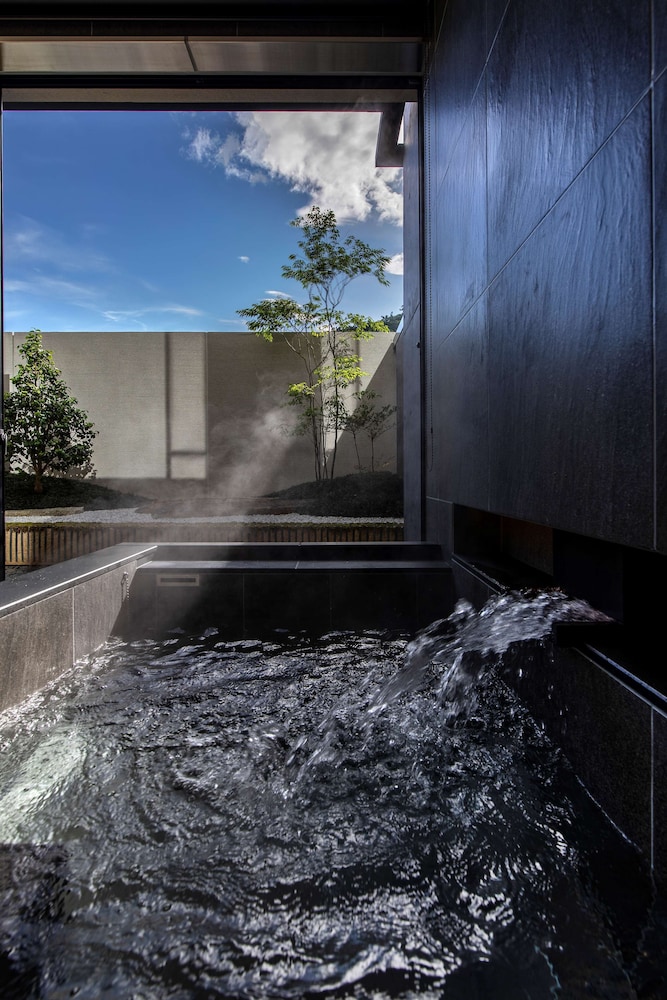 ROKU KYOTO LXR HOTELS & RESORTS 京都