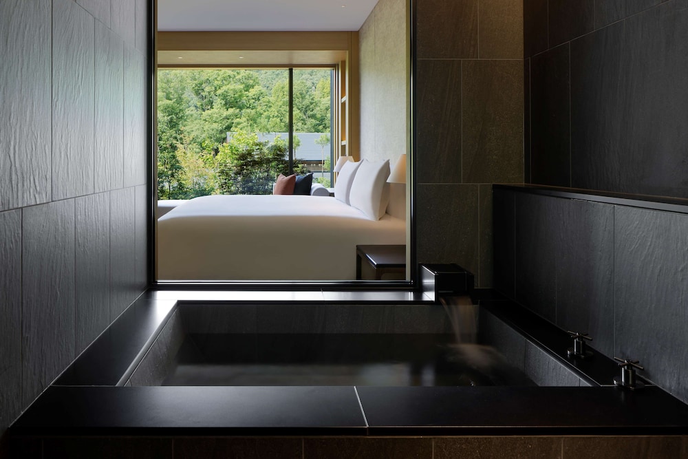 ROKU KYOTO LXR HOTELS & RESORTS 京都