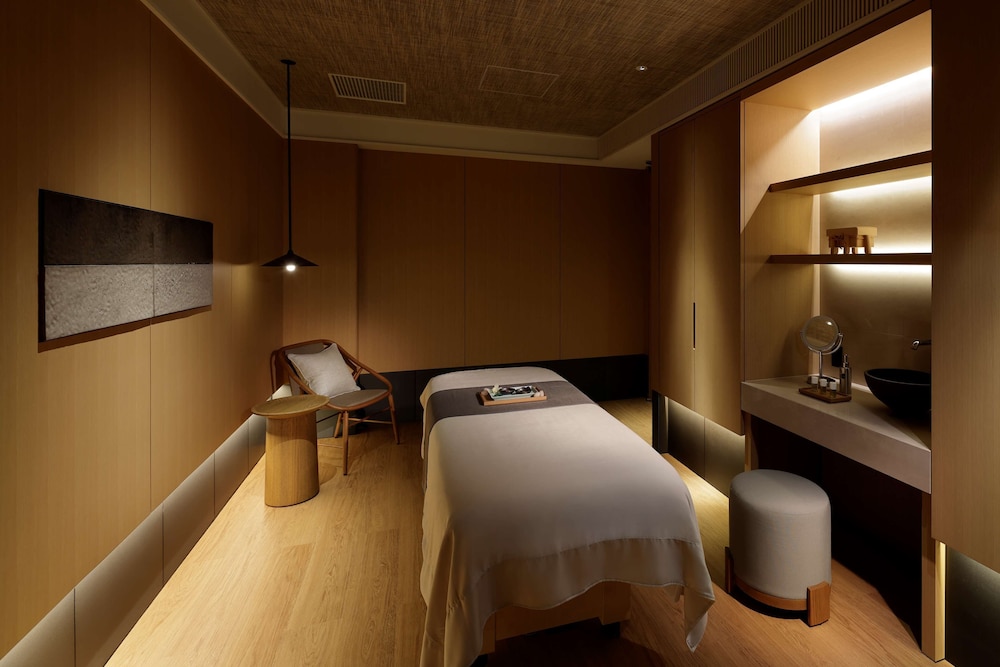 ROKU KYOTO LXR HOTELS & RESORTS 京都