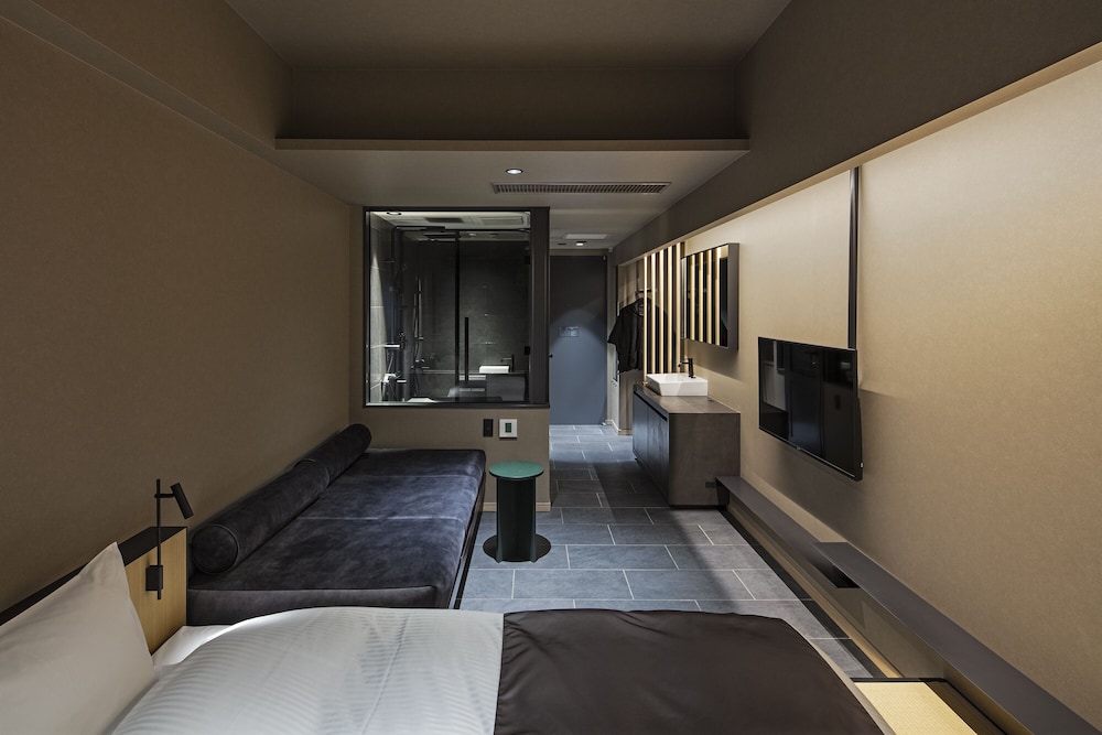 HOTEL TOU NISHINOTOIN KYOTO 京都