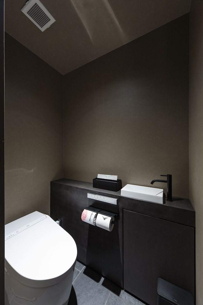 HOTEL TOU NISHINOTOIN KYOTO 京都