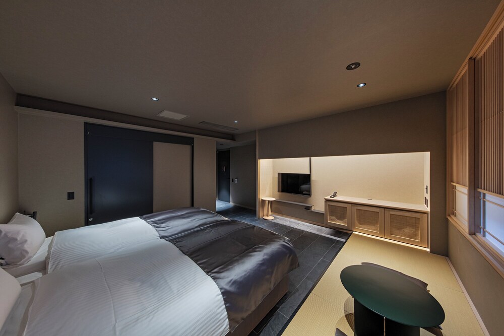 HOTEL TOU NISHINOTOIN KYOTO 京都