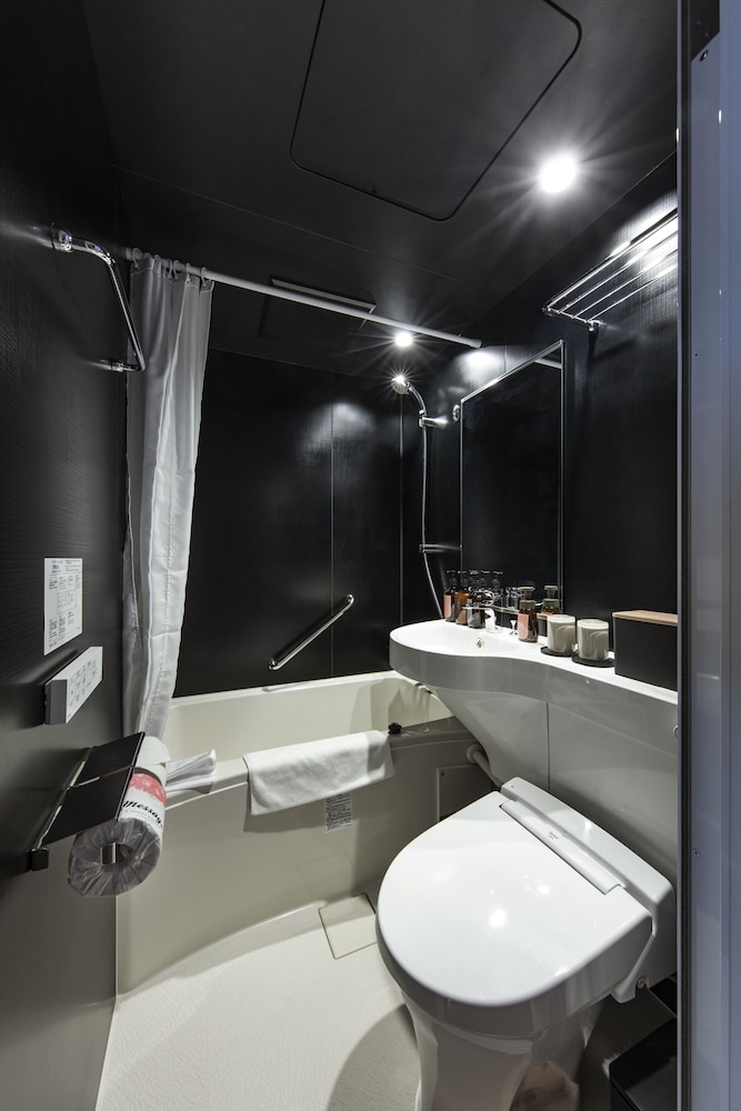 HOTEL TOU NISHINOTOIN KYOTO 京都