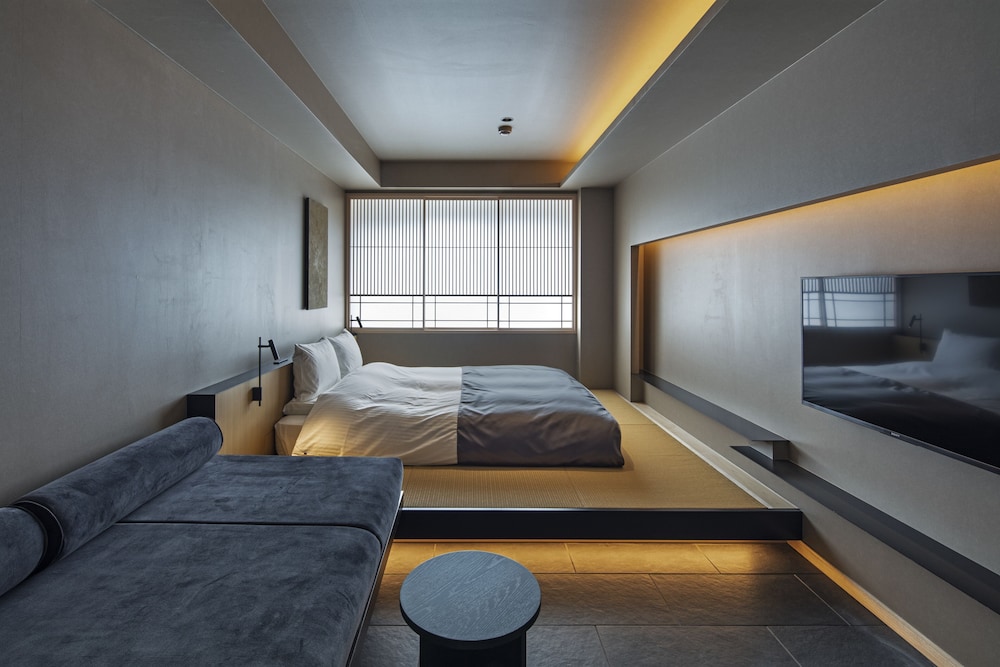 HOTEL TOU NISHINOTOIN KYOTO 京都