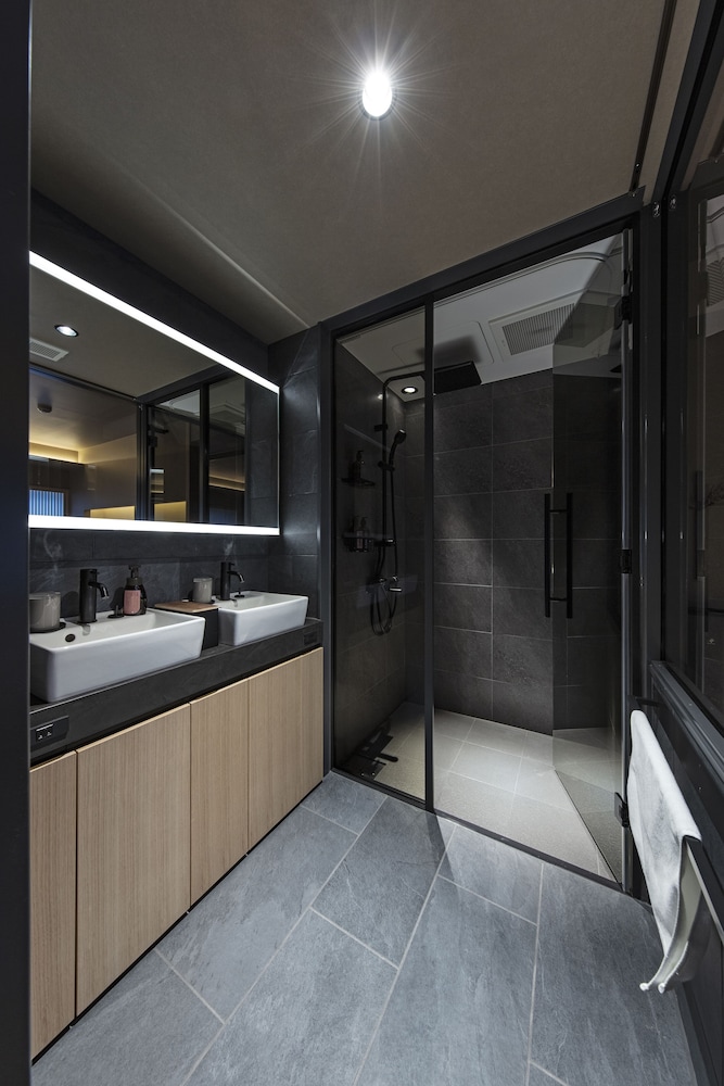 HOTEL TOU NISHINOTOIN KYOTO 京都