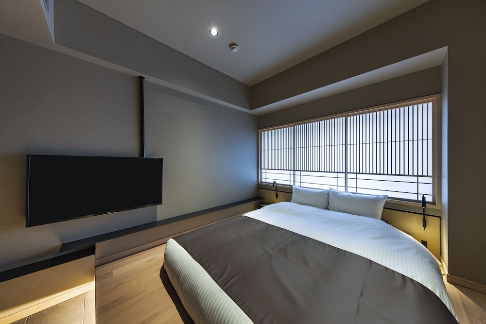 HOTEL TOU NISHINOTOIN KYOTO 京都