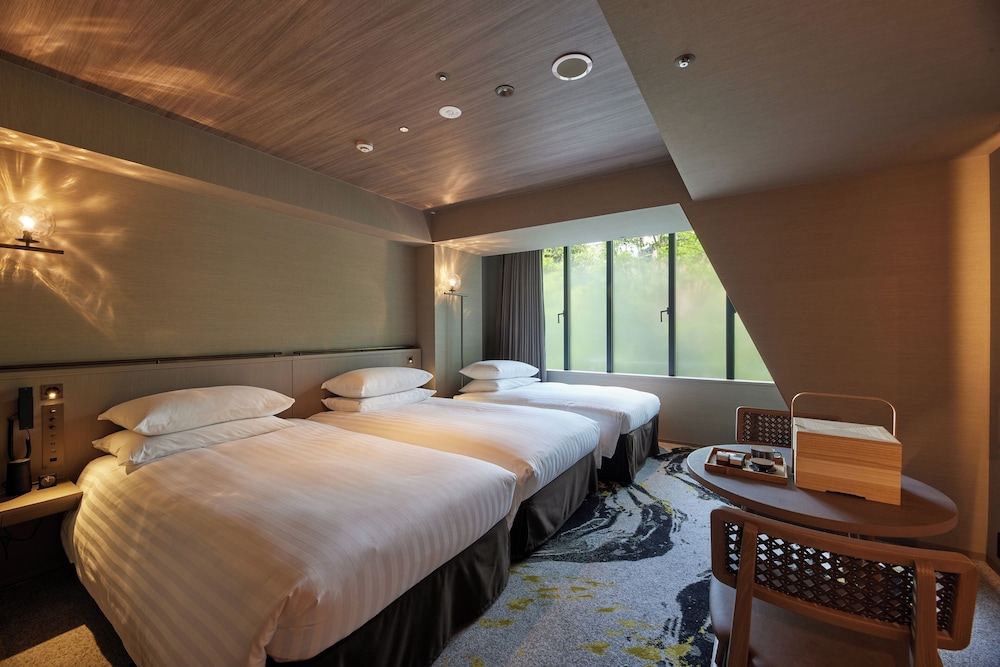 THE HOTEL HIGASHIYAMA KYOTO TOKYU, A PAN PACIFIC HOTEL 京都