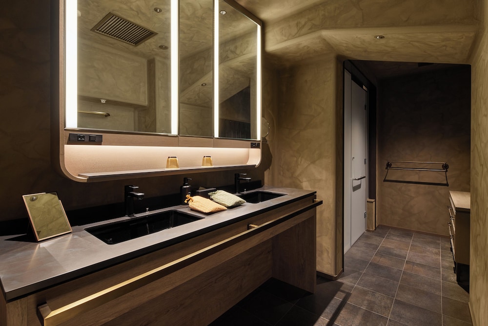 THE HOTEL HIGASHIYAMA KYOTO TOKYU, A PAN PACIFIC HOTEL 京都