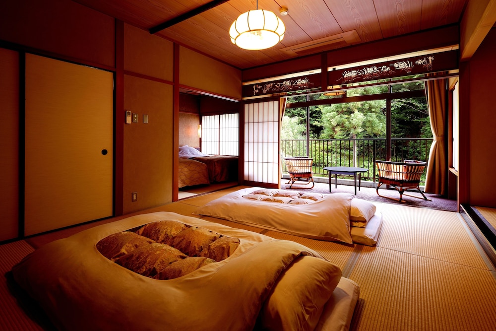 湯の花温泉　京YUNOHANA RESORT 翠泉 京都