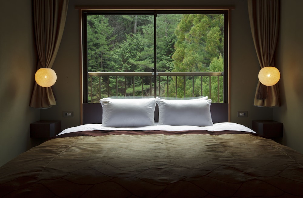 湯の花温泉　京YUNOHANA RESORT 翠泉 京都