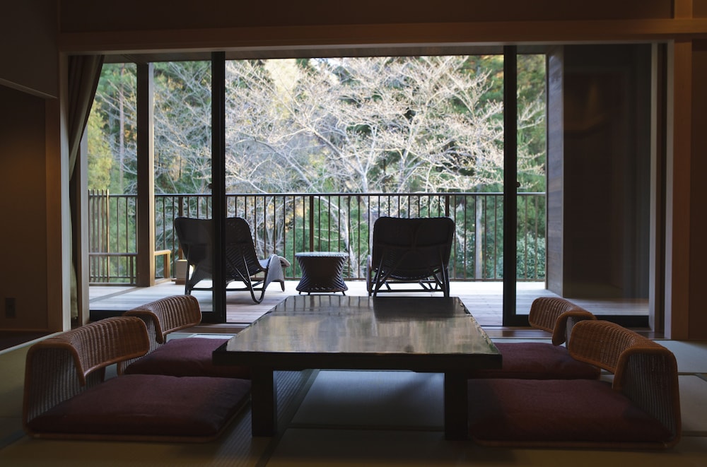 湯の花温泉　京YUNOHANA RESORT 翠泉 京都