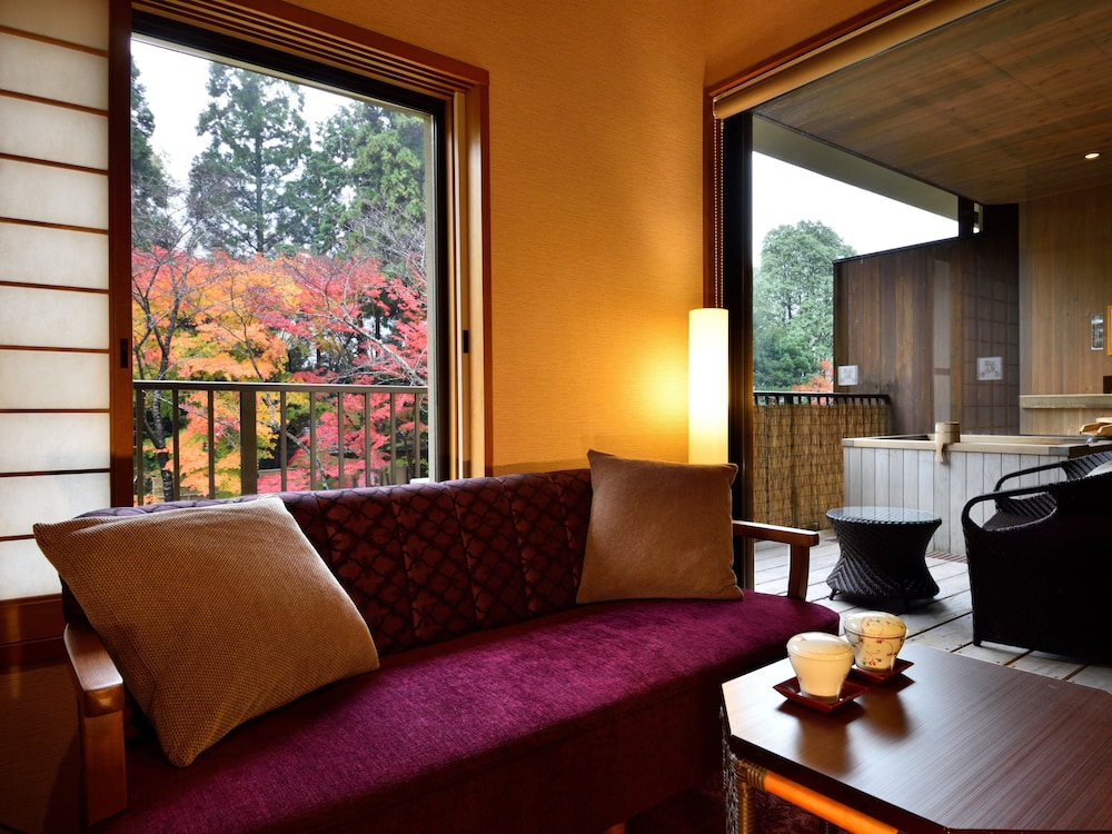 湯の花温泉　京YUNOHANA RESORT 翠泉 京都