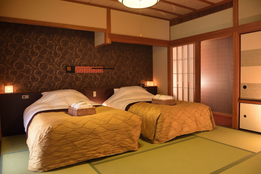 湯の花温泉　京YUNOHANA RESORT 翠泉 京都