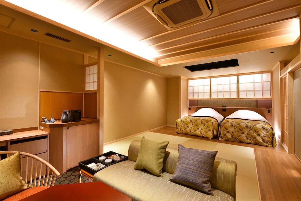 湯の花温泉　京YUNOHANA RESORT 翠泉 京都
