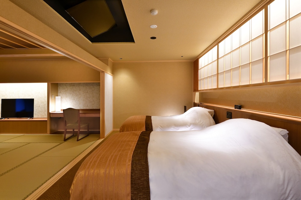湯の花温泉　京YUNOHANA RESORT 翠泉 京都