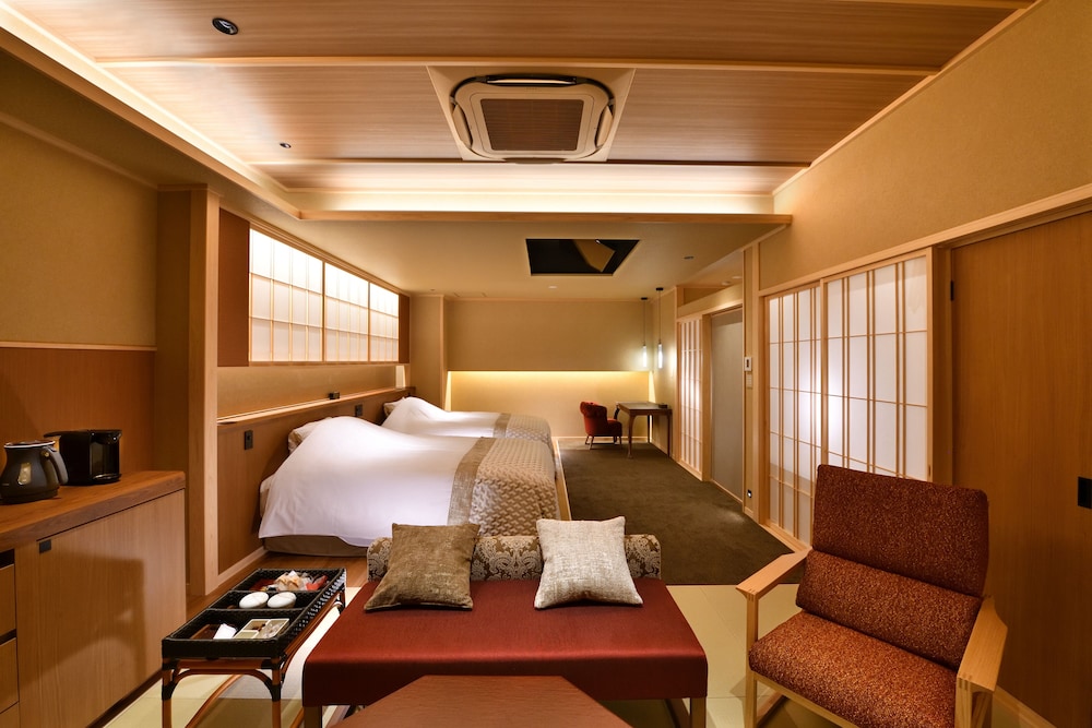 湯の花温泉　京YUNOHANA RESORT 翠泉 京都