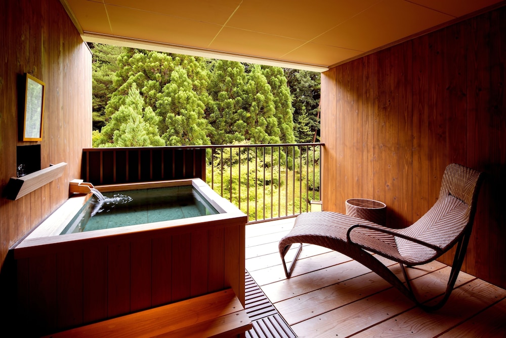 湯の花温泉　京YUNOHANA RESORT 翠泉 京都