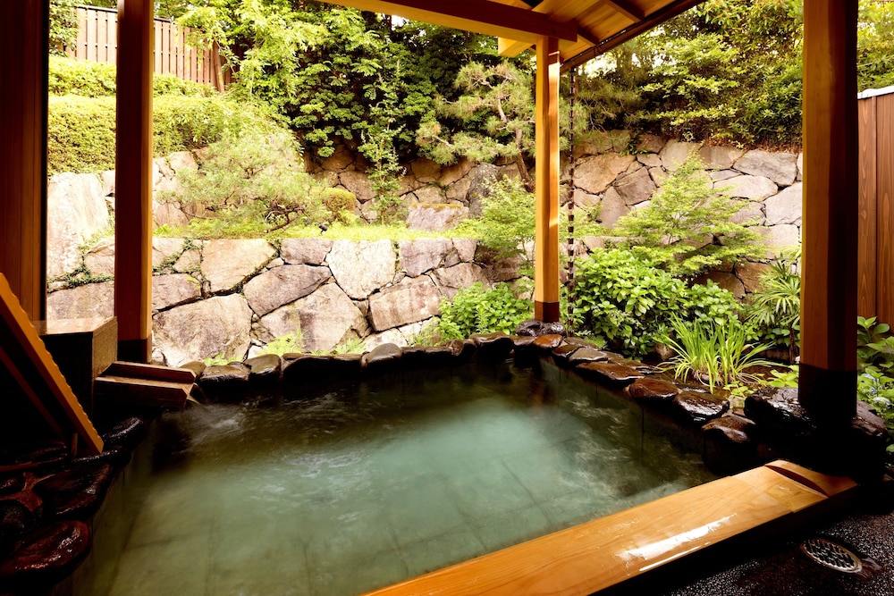 湯の花温泉　京YUNOHANA RESORT 翠泉 京都