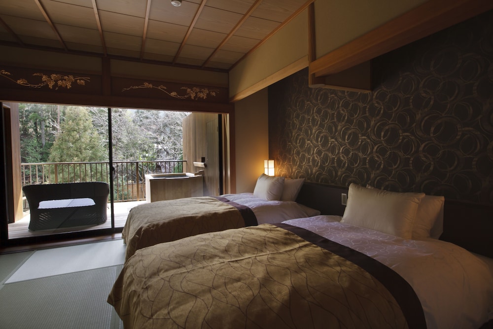 湯の花温泉　京YUNOHANA RESORT 翠泉 京都