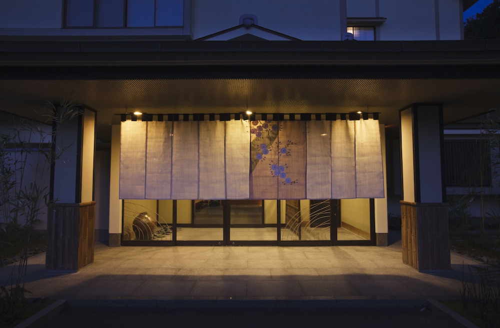 湯の花温泉　京YUNOHANA RESORT 翠泉 京都