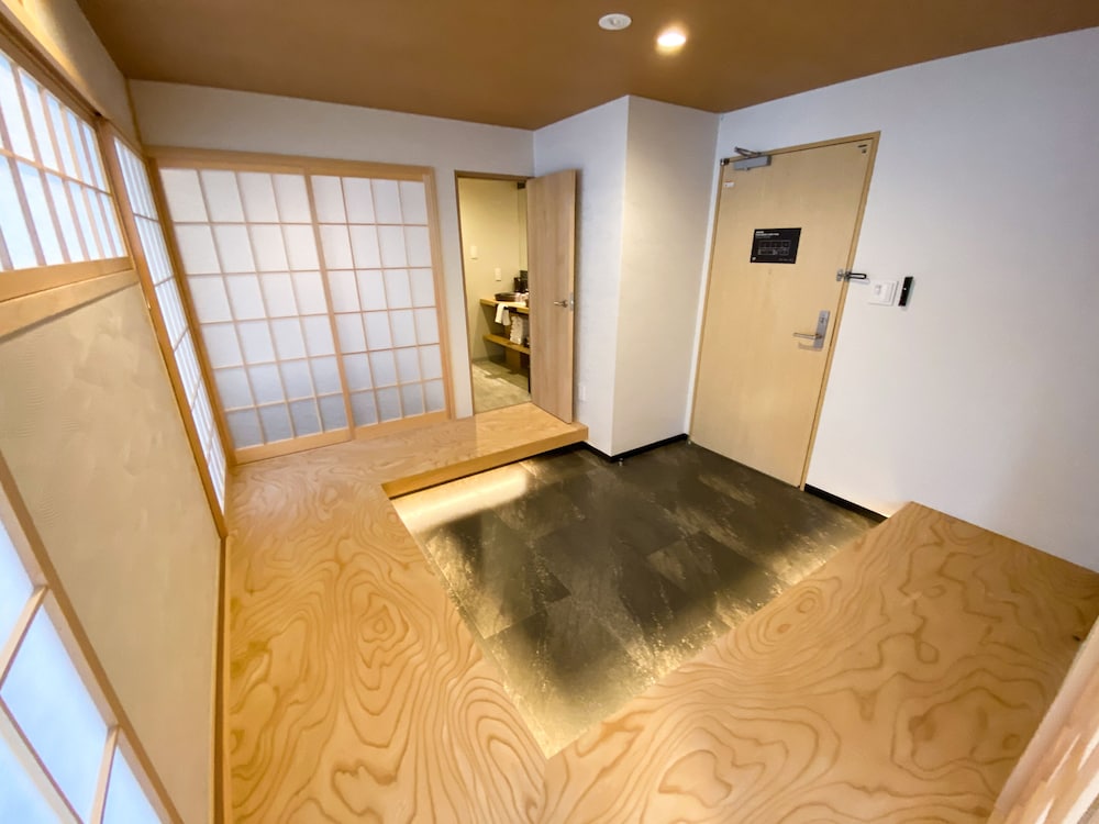 RINN NIOMON 京都