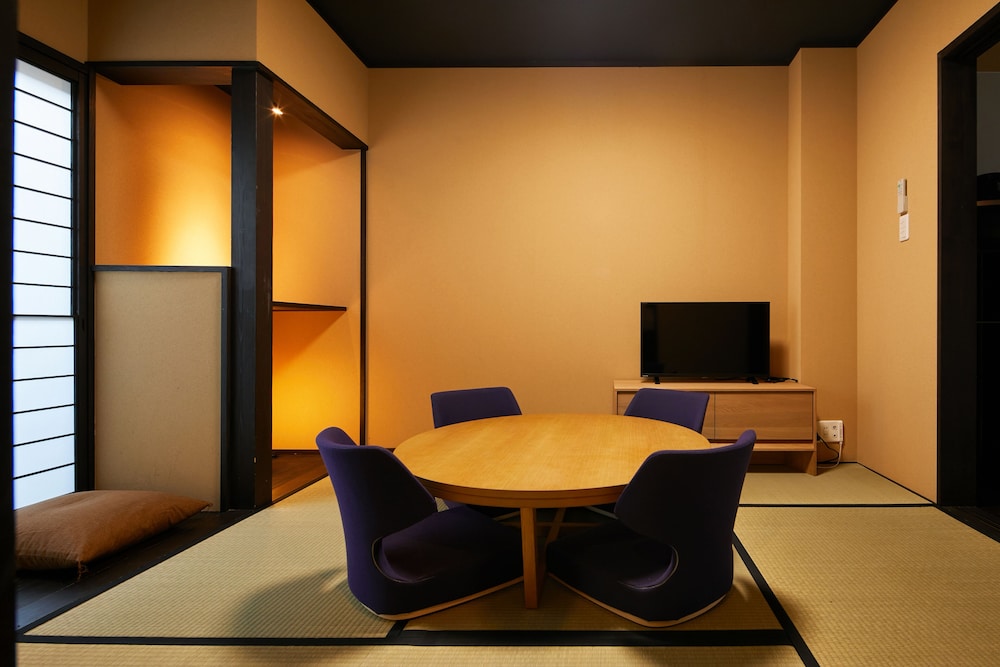 TSUBOMI LUXURY INN 島原別邸 弐 京都