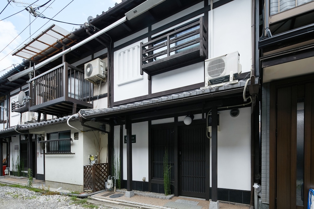 TSUBOMI LUXURY INN 島原別邸 参 京都
