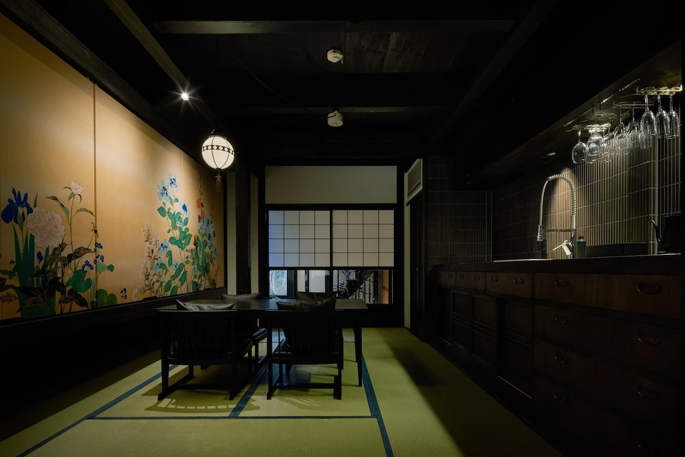 凛葩 BY 宿ル KYOTO HANARE 京都