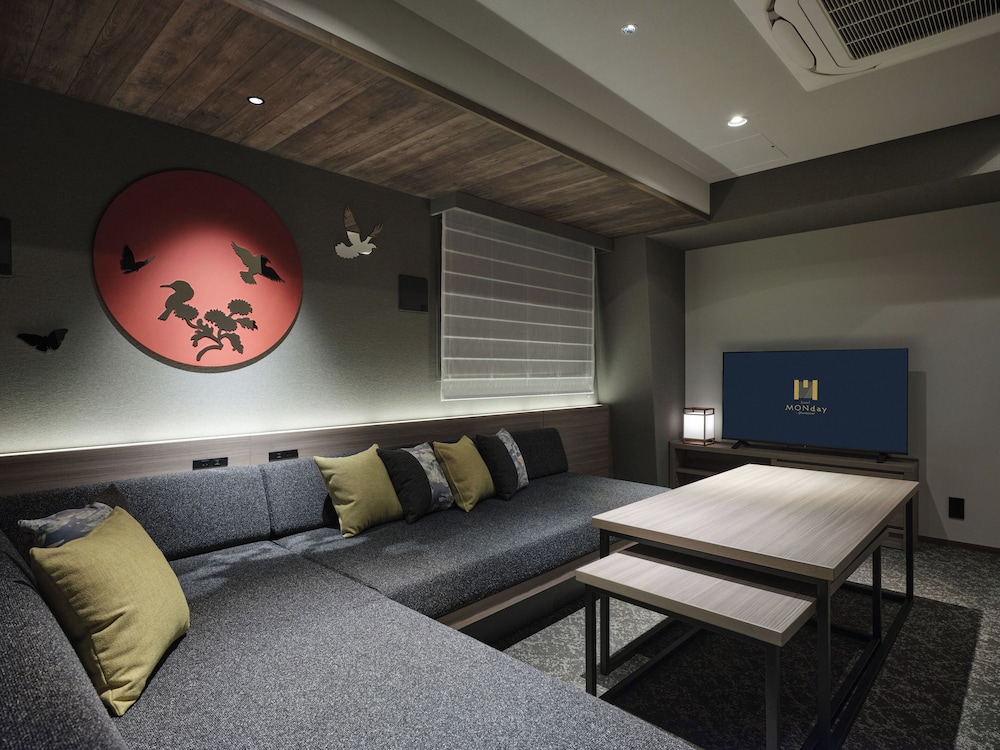 MONDAY APART PREMIUM 京都駅鴨川 京都