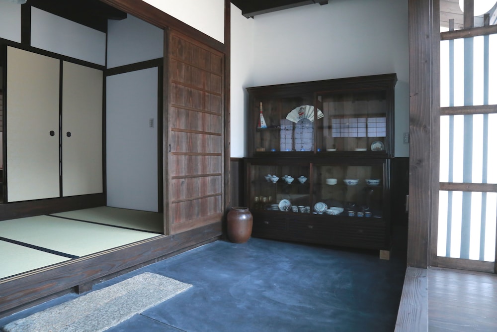 京町家お宿・花 京都
