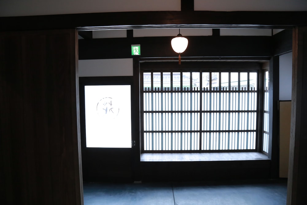 京町家お宿・花 京都