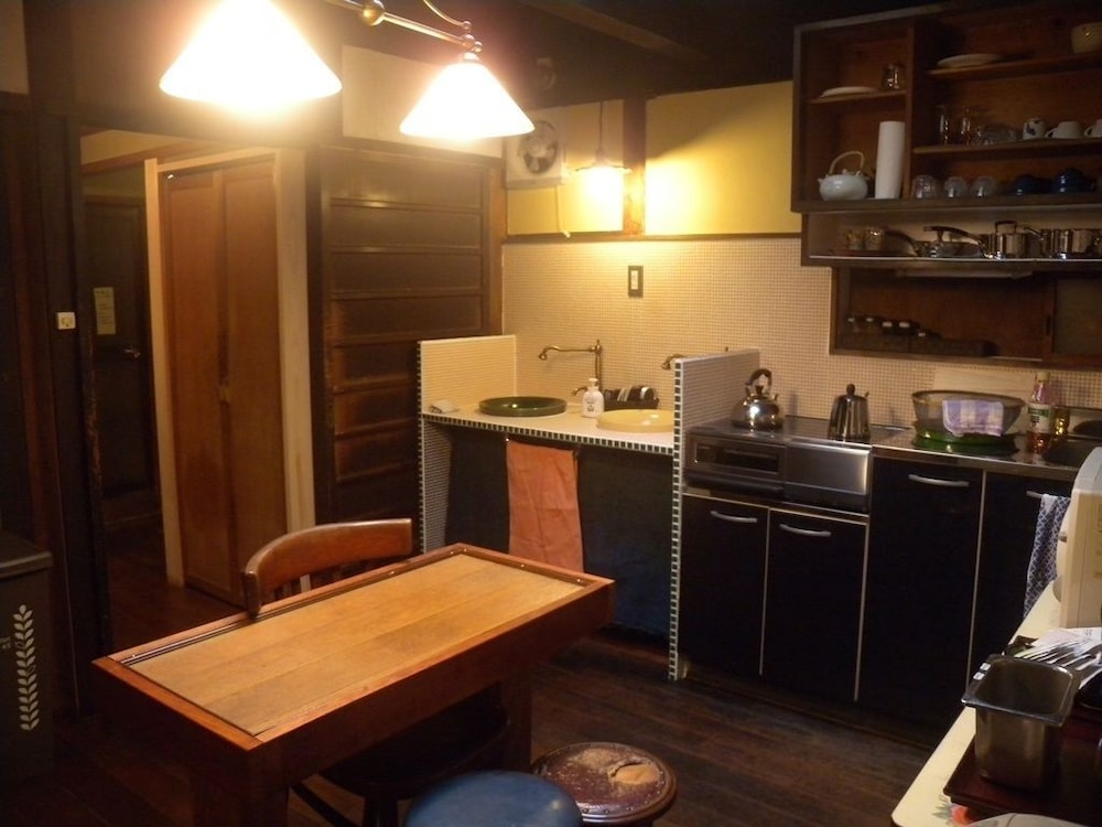 ゲストハウス鯉屋 京都
