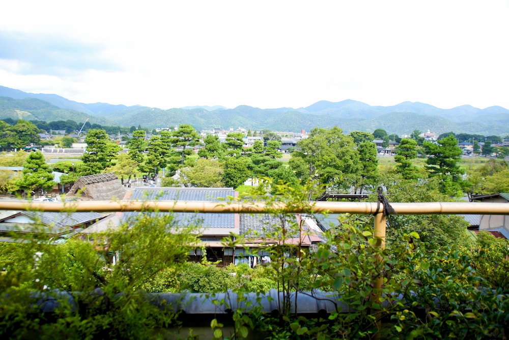 京都 嵐山温泉 渡月亭 京都