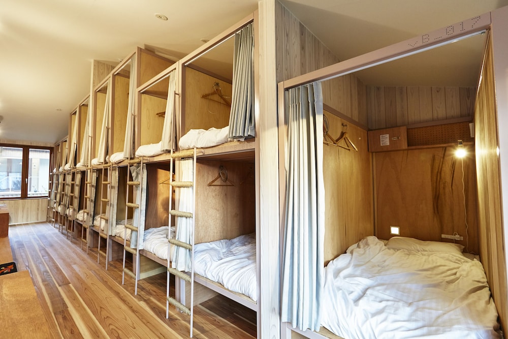 UTSUWA器 DESIGNED  HOSTEL 京都