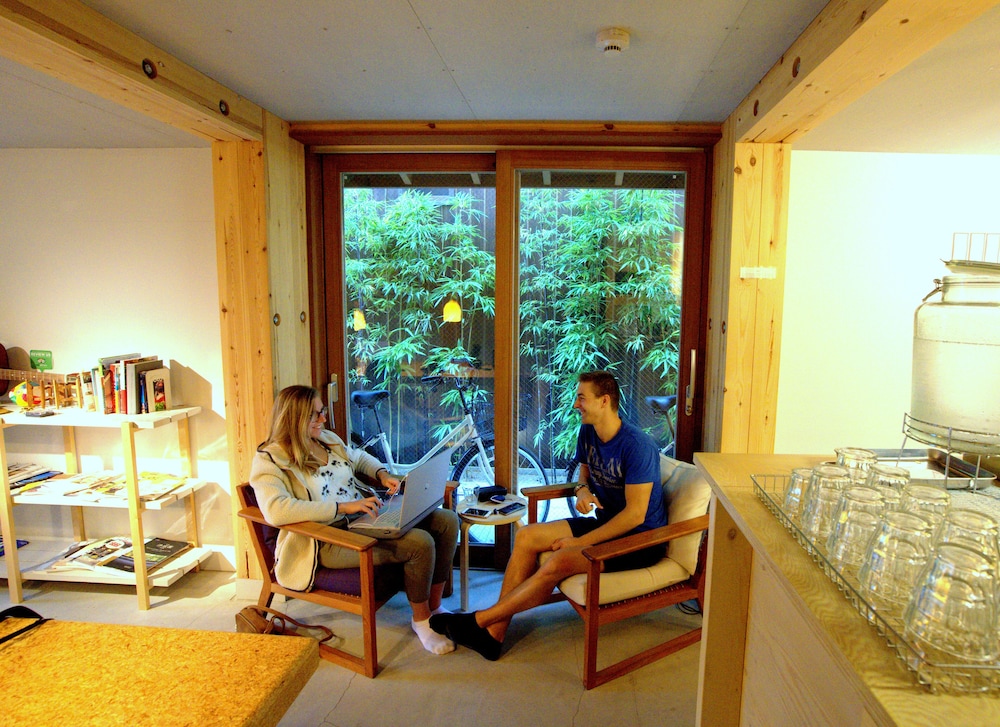 UTSUWA器 DESIGNED  HOSTEL 京都