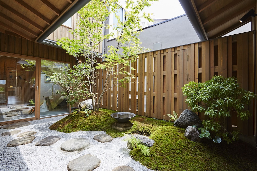 UTSUWA器 DESIGNED  HOSTEL 京都