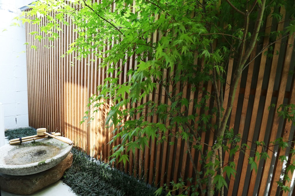 京町家ゲストハウス 旅庵 織 京都
