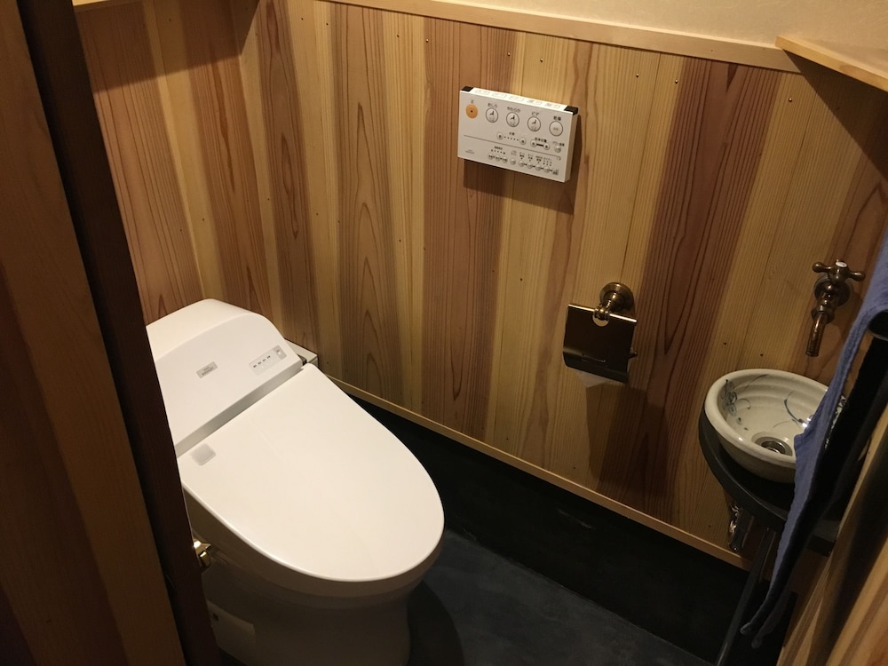 ゲストハウス 町家「つばら」五条坂 京都