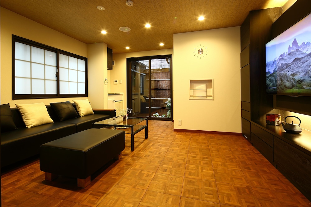 京都駅前町屋 嘉右衛門 京都