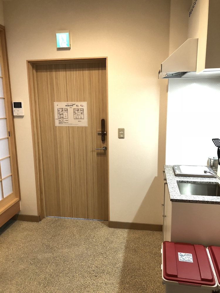 カモン イン 比永城町 京都