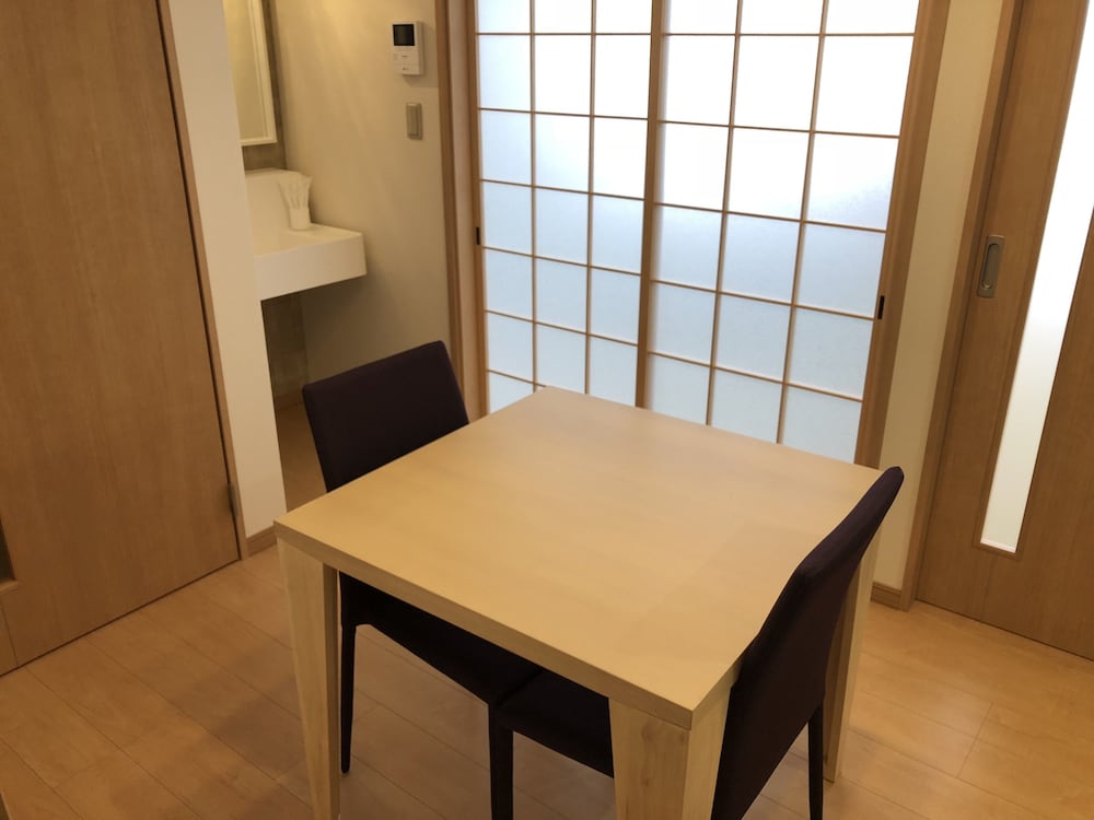 カモン イン 比永城町 京都