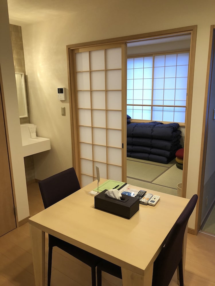 カモン イン 比永城町 京都